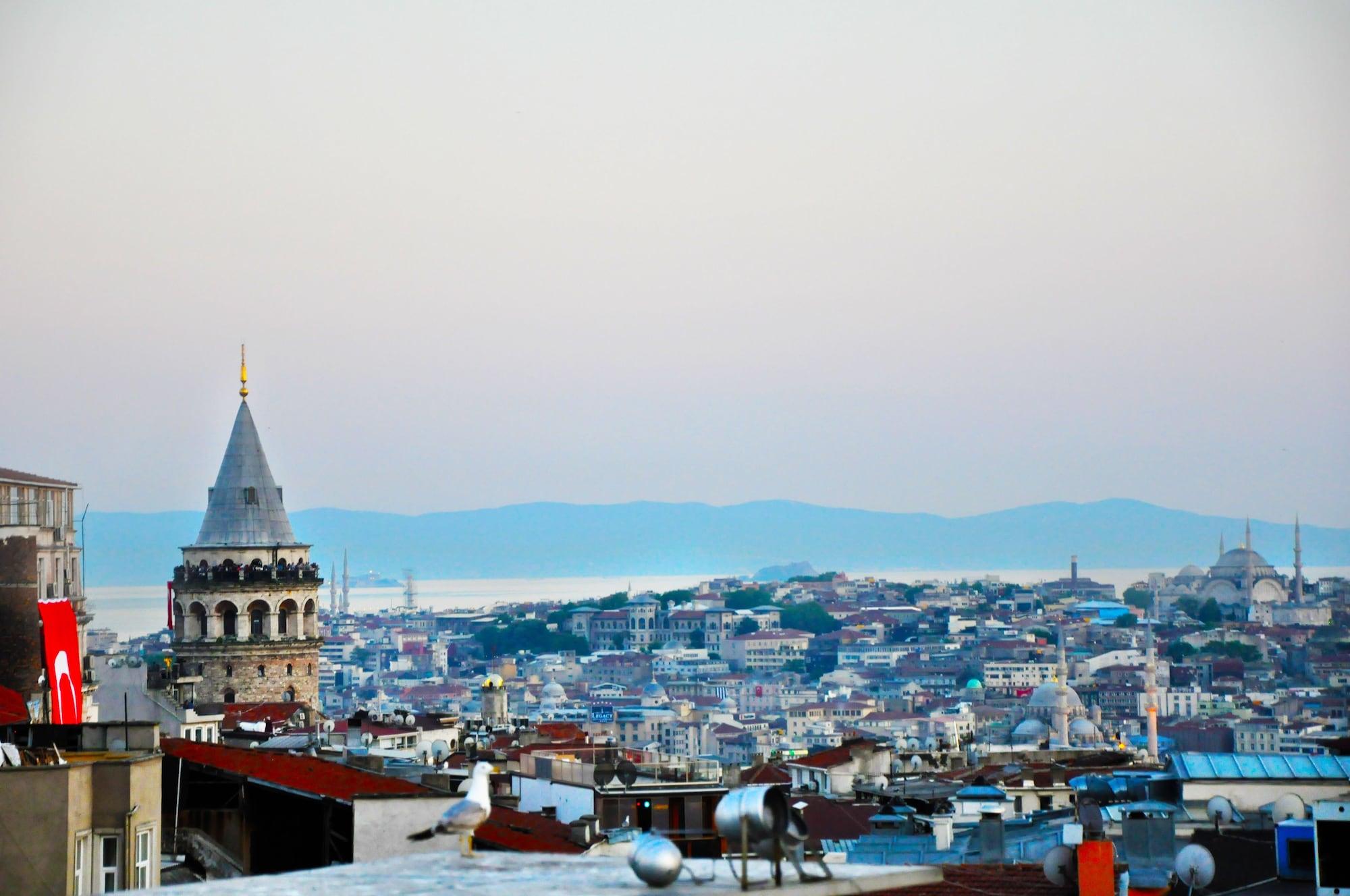 Otel Elan Pera 3*