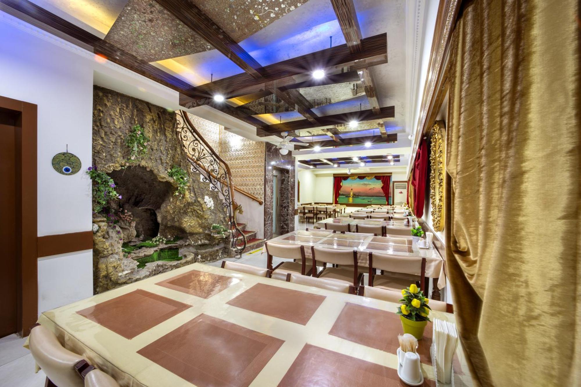 Otel Elan Pera
