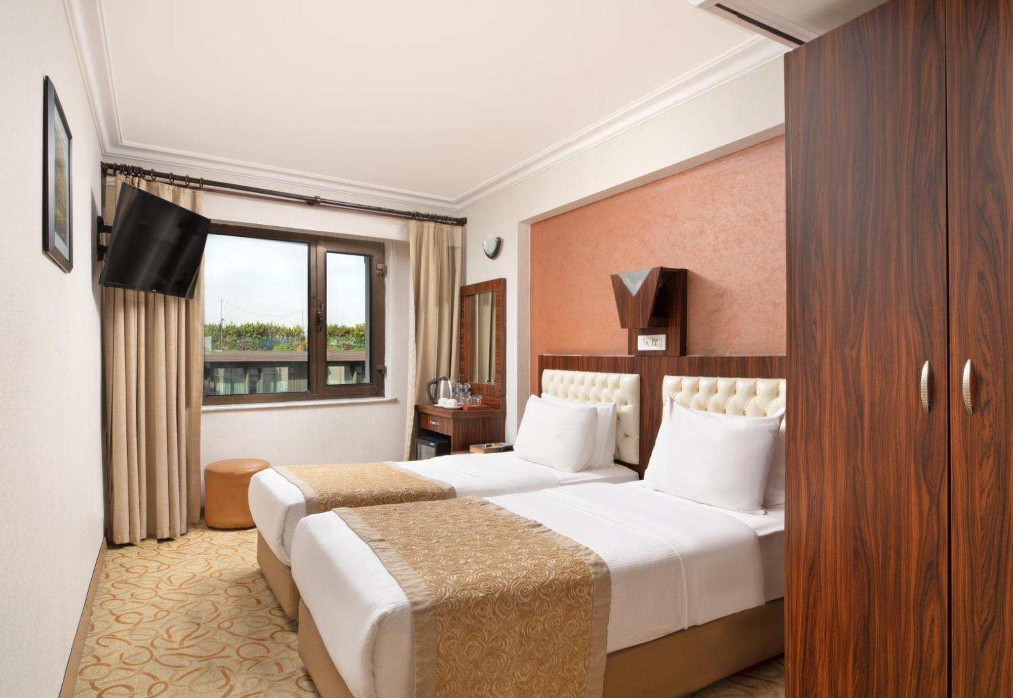 Elan Pera Otel